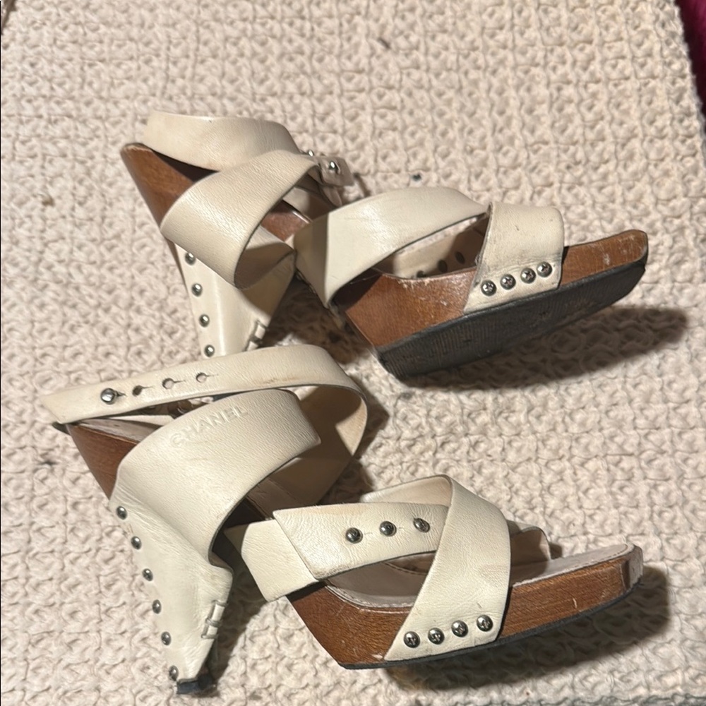 AUTHENTIC CHANEL Cream Platform Sandals with Strappy Design